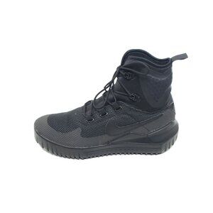 Nike Air Wild Mid Mens Trail Boots Triple Black Size 9 916819-001